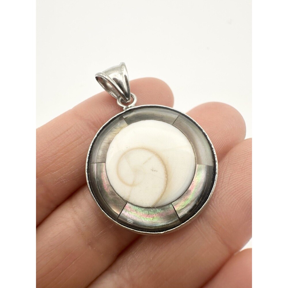 White Shell In Abalone Inlay Pendant Silver Tone Round - Picture 2 of 6